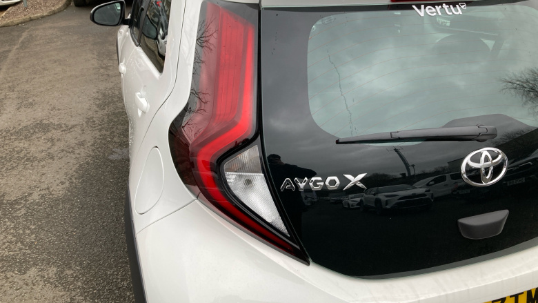 Toyota Aygo X 1.0 VVT-i Pure 5dr Auto Petrol Hatchback